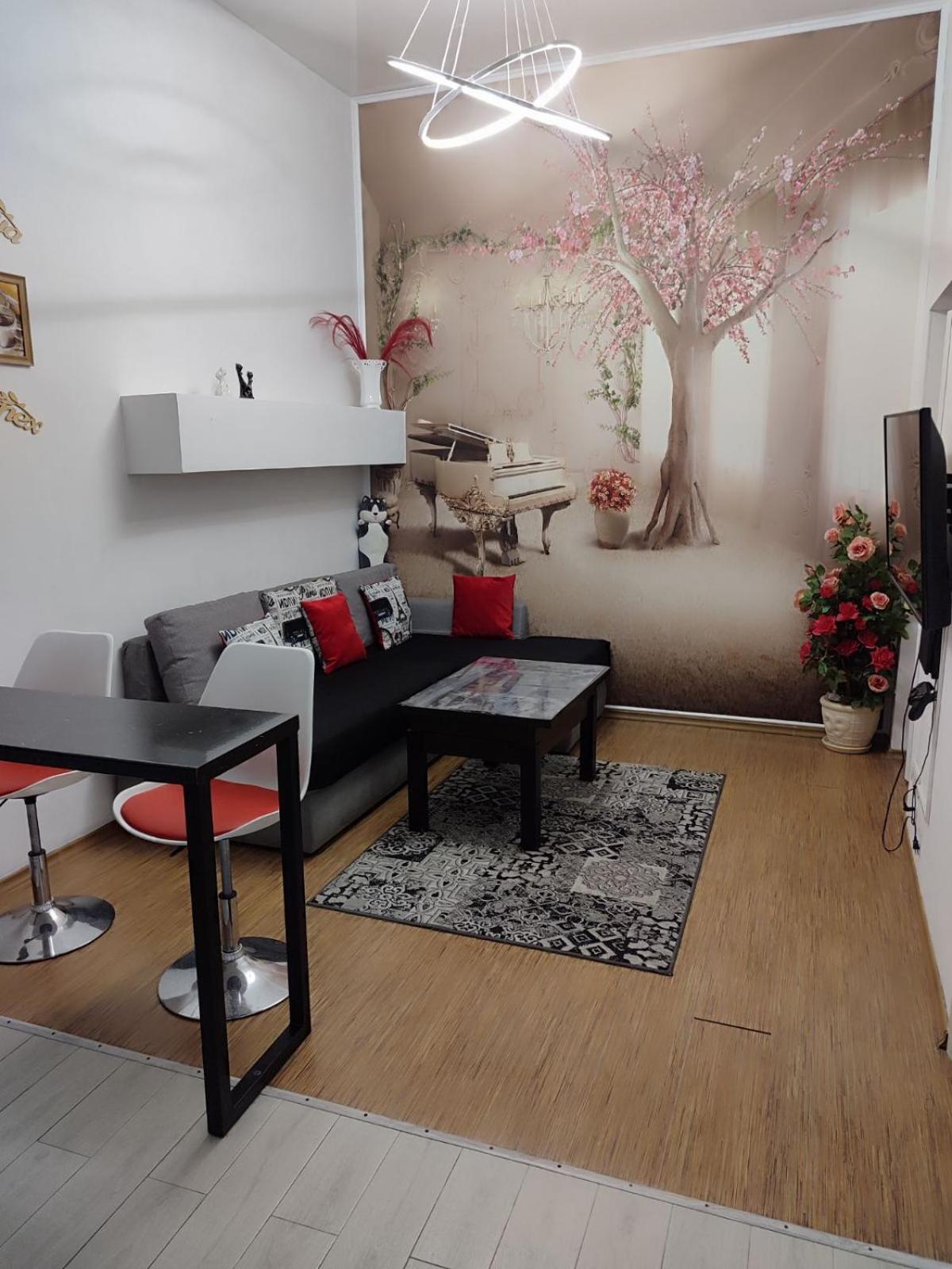 London Apartment, Odessa Екстер'єр фото